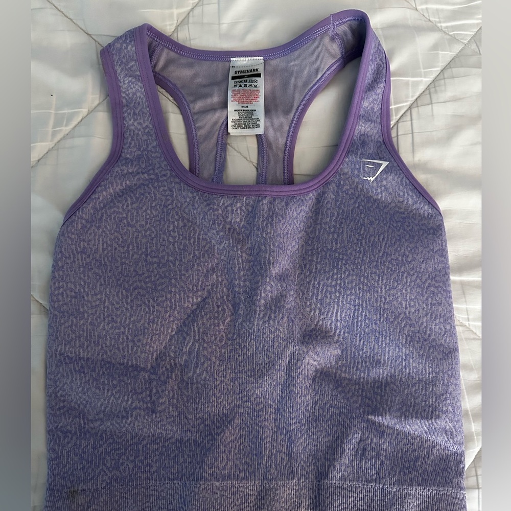 Sports top